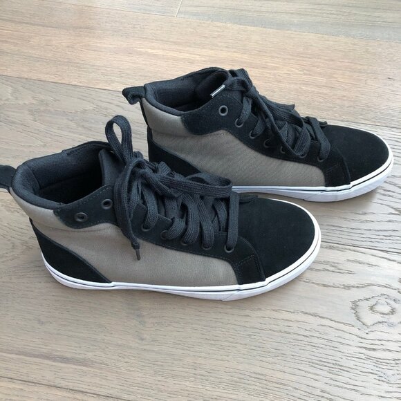 Athletic Works Logan Hi Top Lace Up Skater Sneakers Blk Olive Grn Sz 7 NWOT - Picture 8 of 12